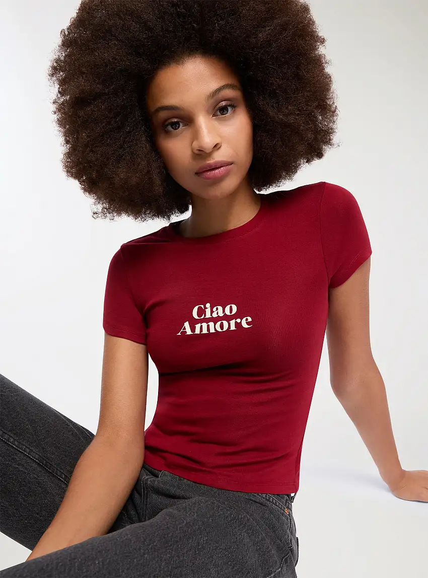 T-shirt slim fit con scritta Rosso scuro