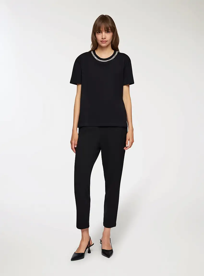 Maglietta girocollo con strass Nero