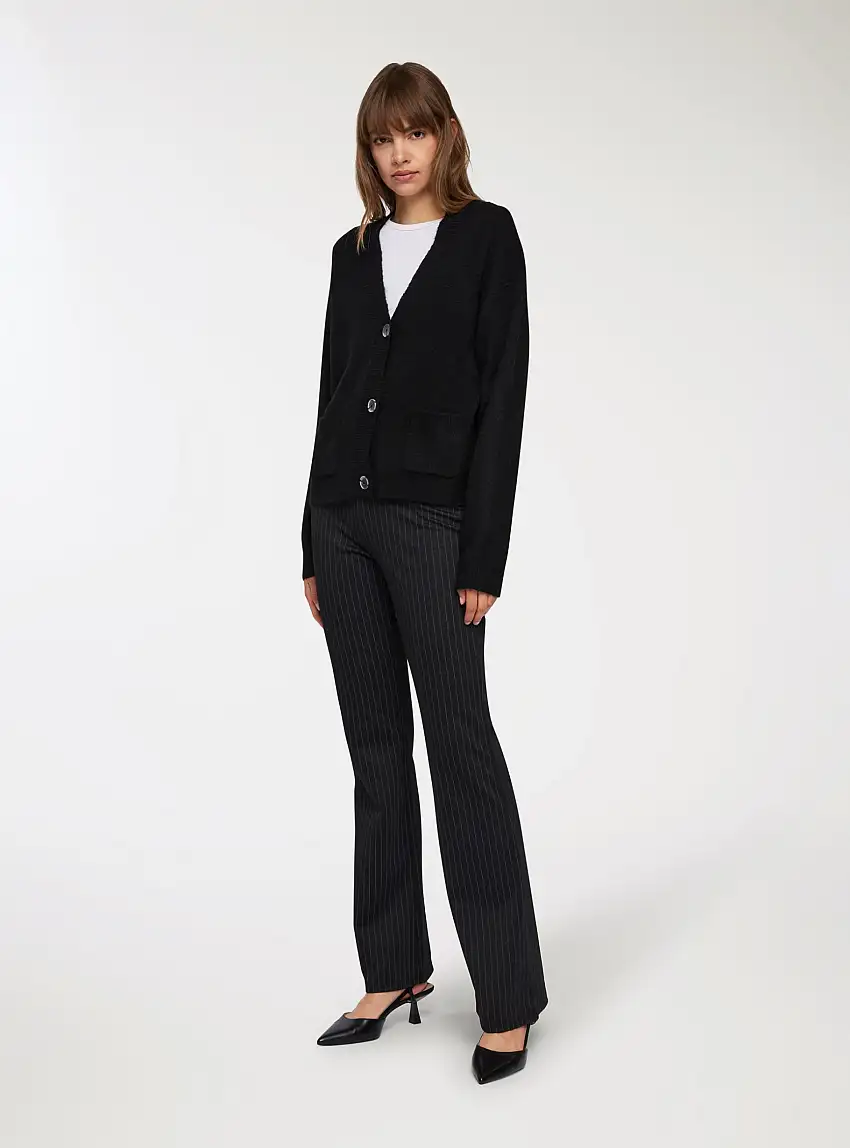 Pantaloni gessati a zampa Var nero