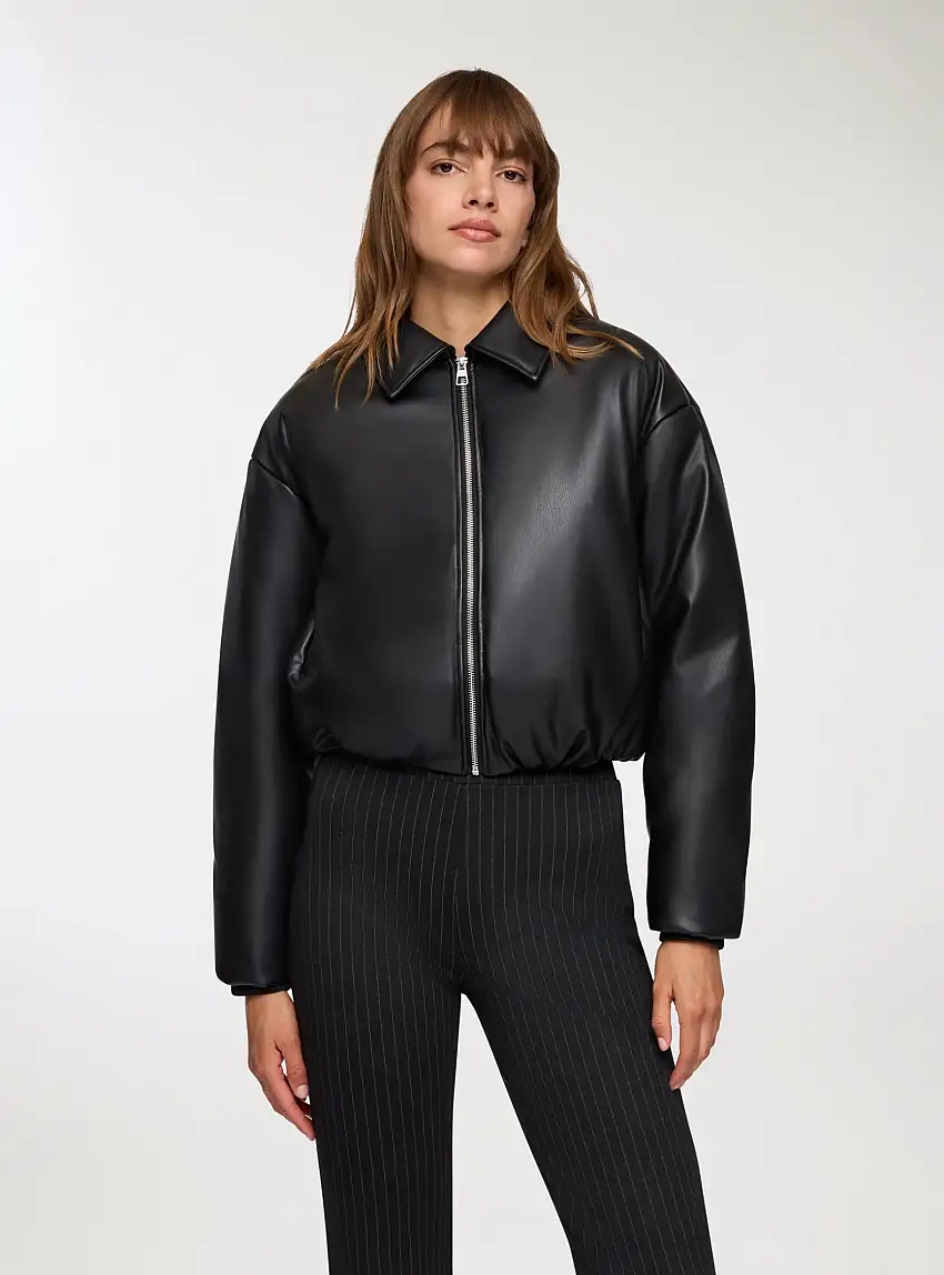 Giacca crop imbottita in similpelle Nero