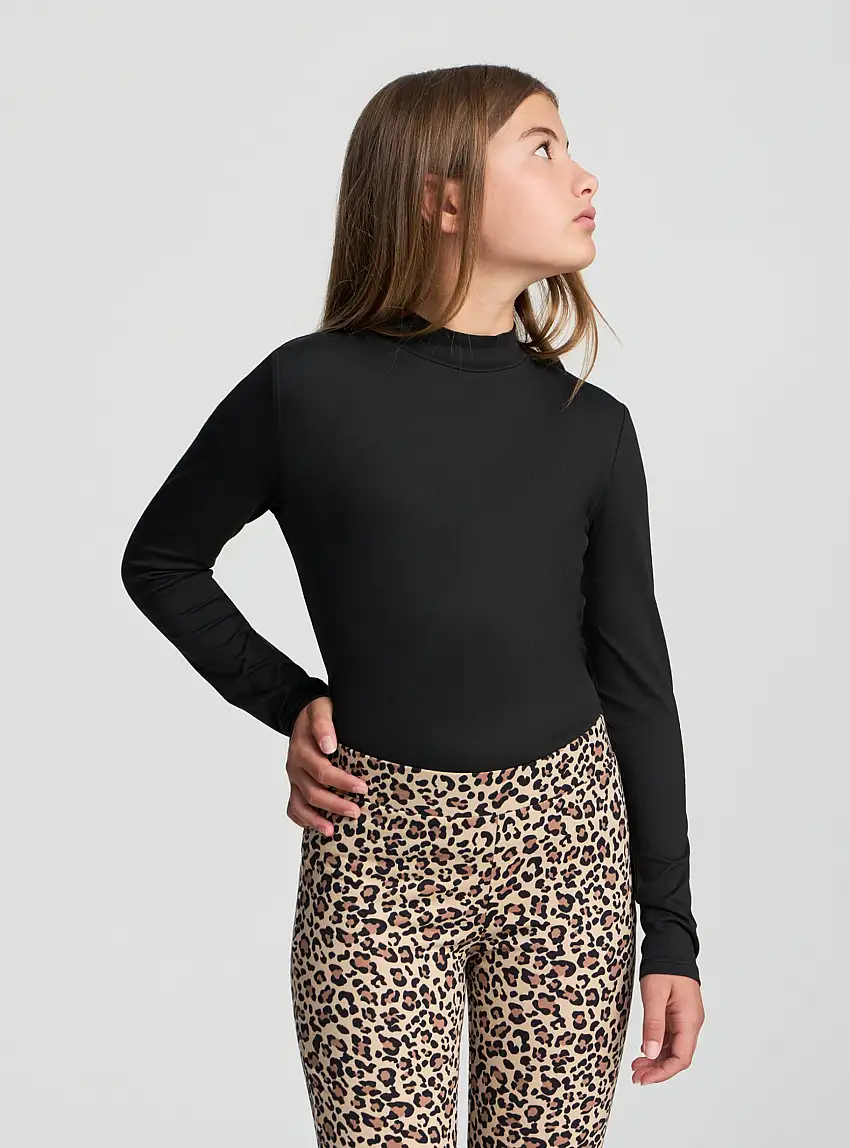 T-shirt lupetto tinta unita Nero