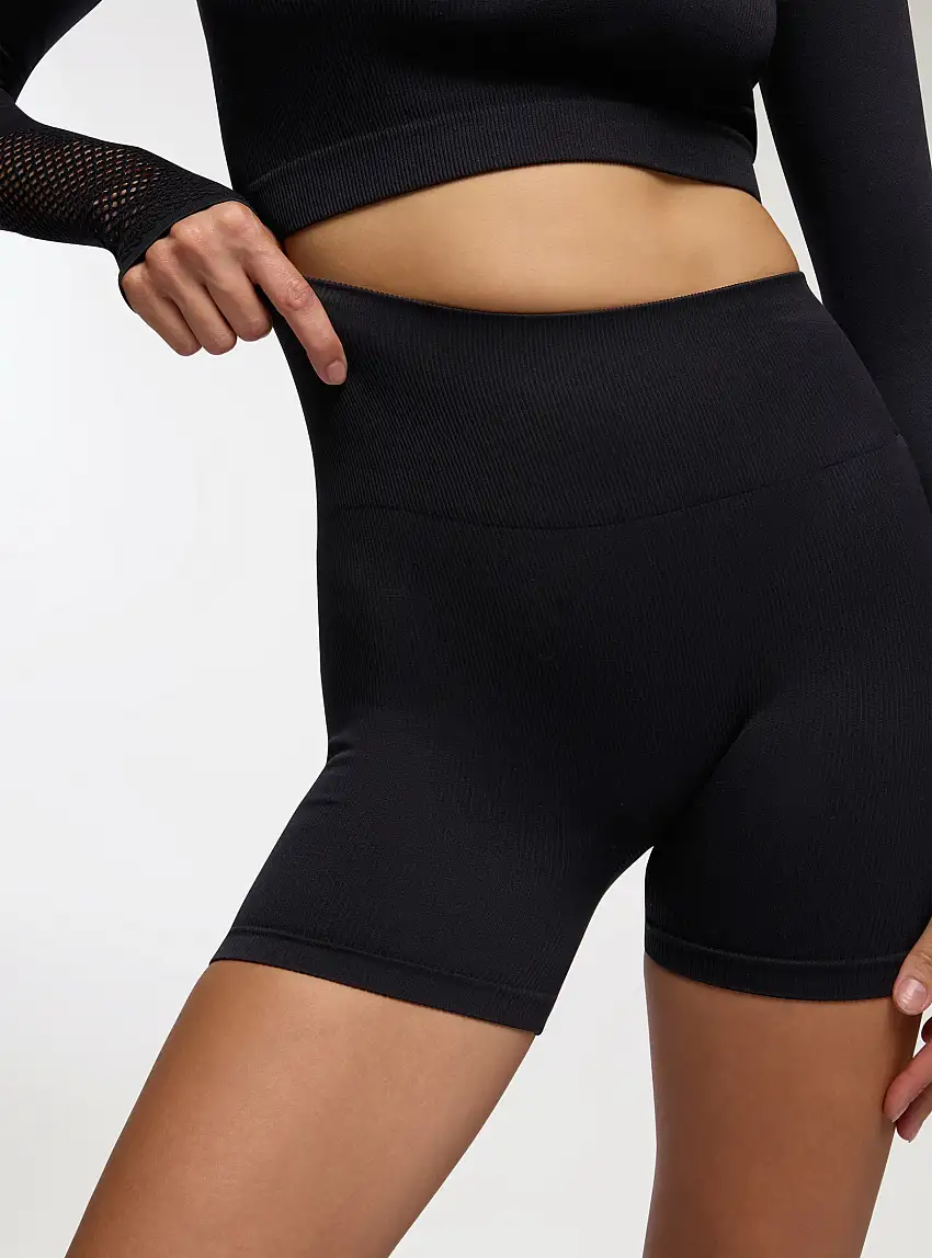 Leggings corti sportivi seamless con arricciatura Nero