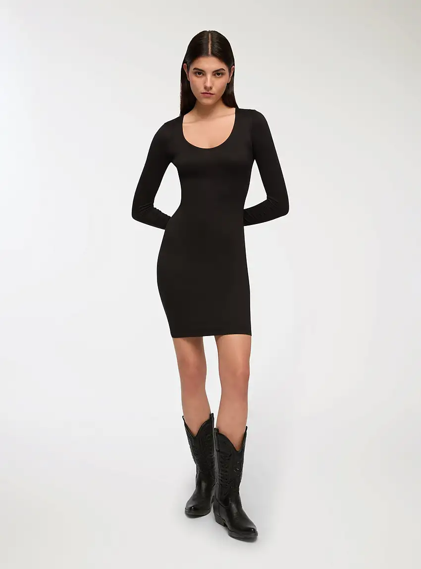 Bodydress maniche lunghe e scollo ampio Nero