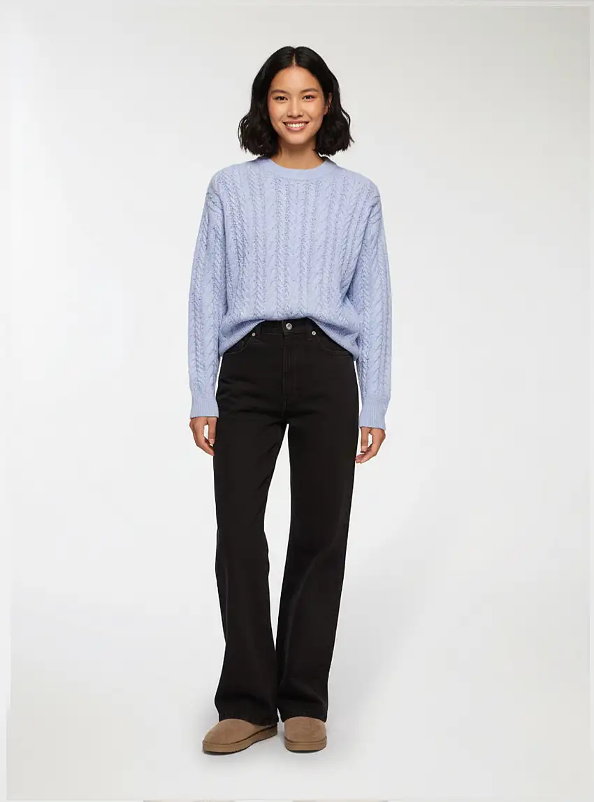 Maglia con lavorazione a trecce Celeste