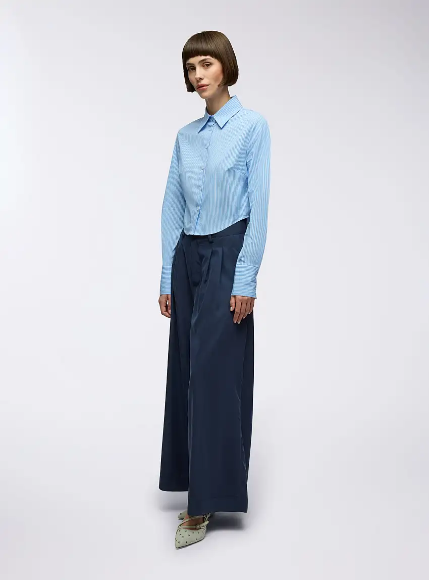 Camicia crop a righe slim fit Var celeste