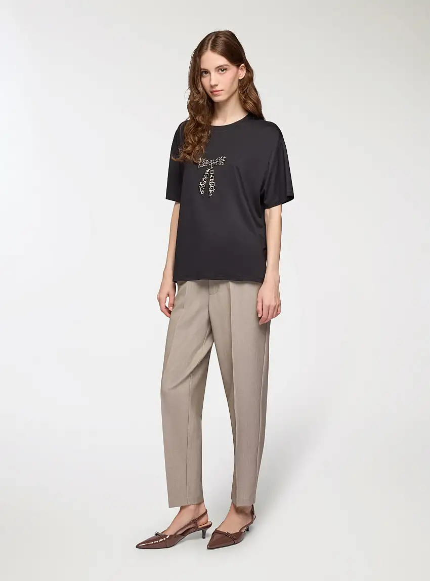 T-shirt con stampa fiocco Nero