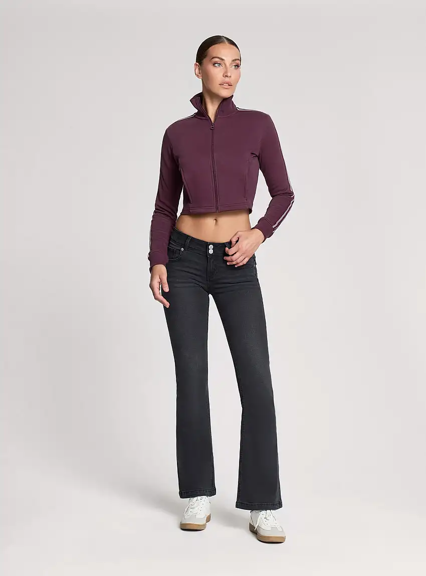 Jeans vita bassa a zampa Nero denim