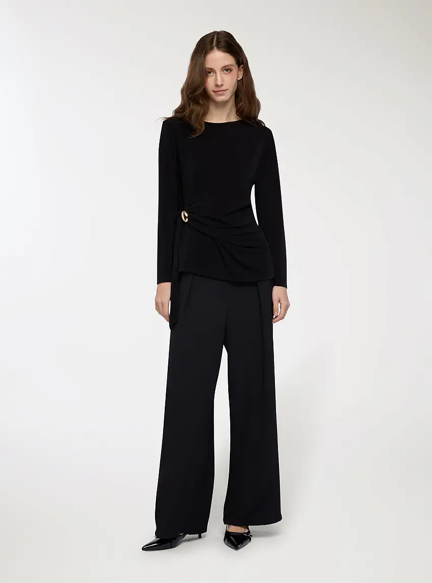 T-shirt con nodo laterale Nero