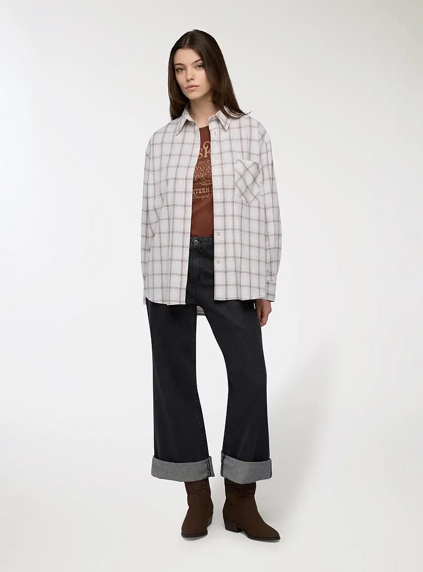 Jeans con borchie e risvolto Nero denim