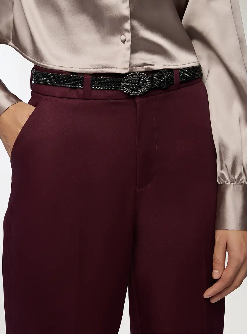 Cintura sottile con strass Nero