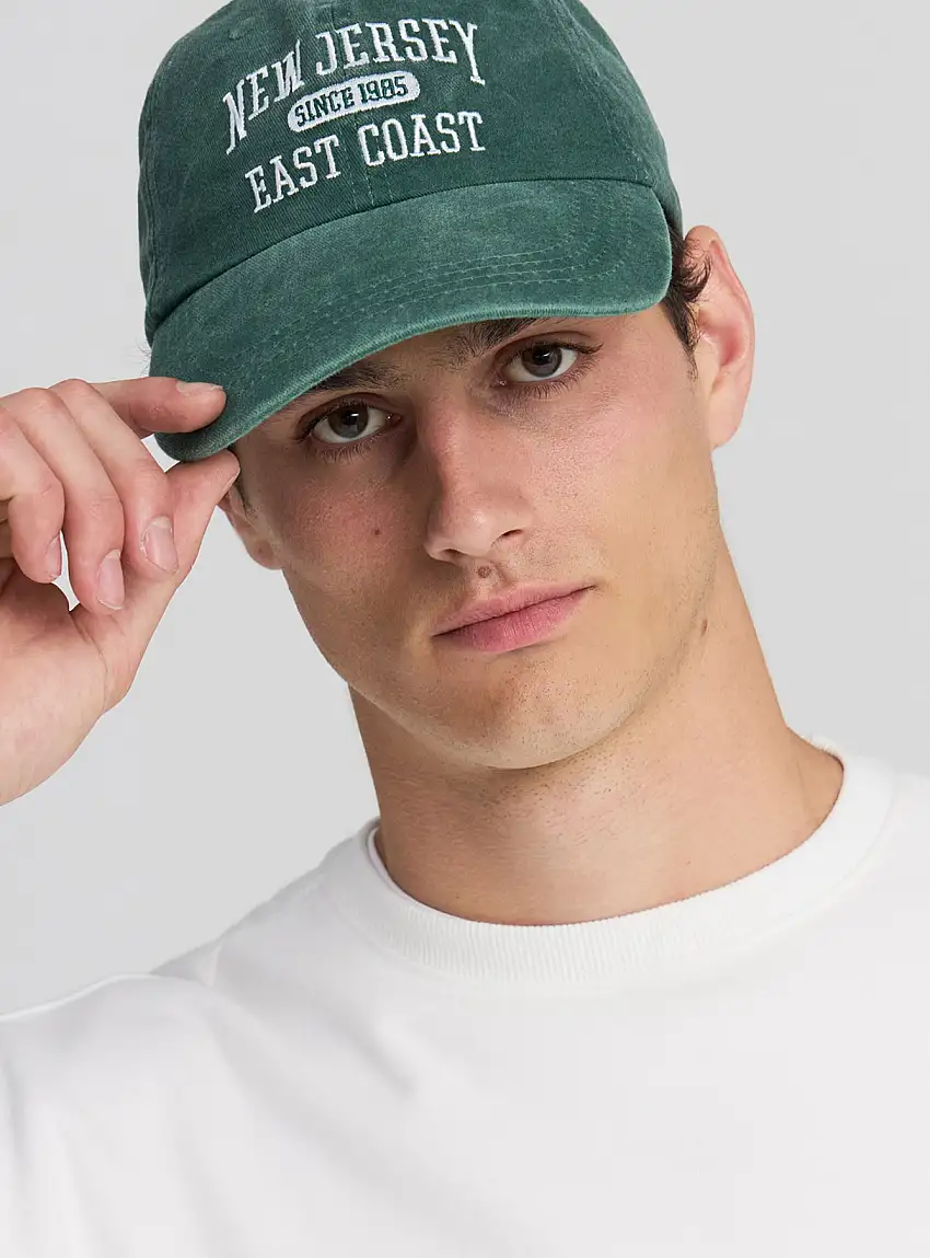 Cappellino baseball con scritta Verde prato