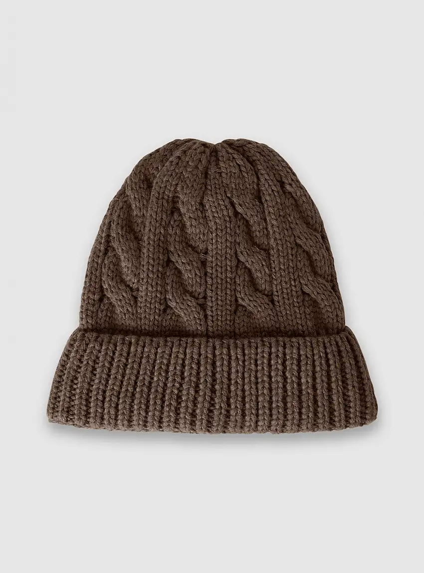 Berretto con lavorazione a treccia Fango