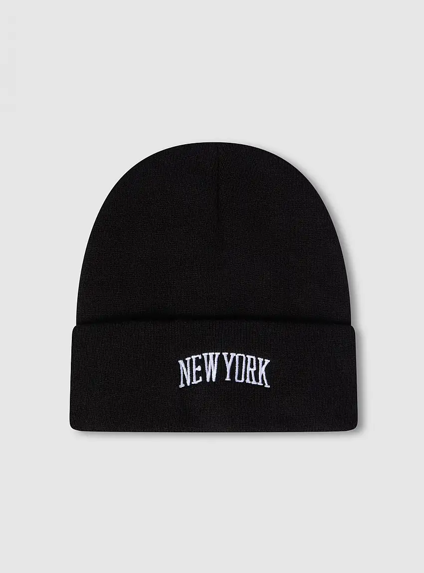 Berretto con scritta New York Nero