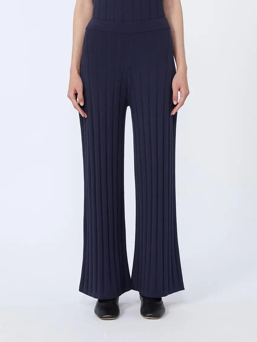 Pantaloni a Coste in Viscosa Stretch Blu