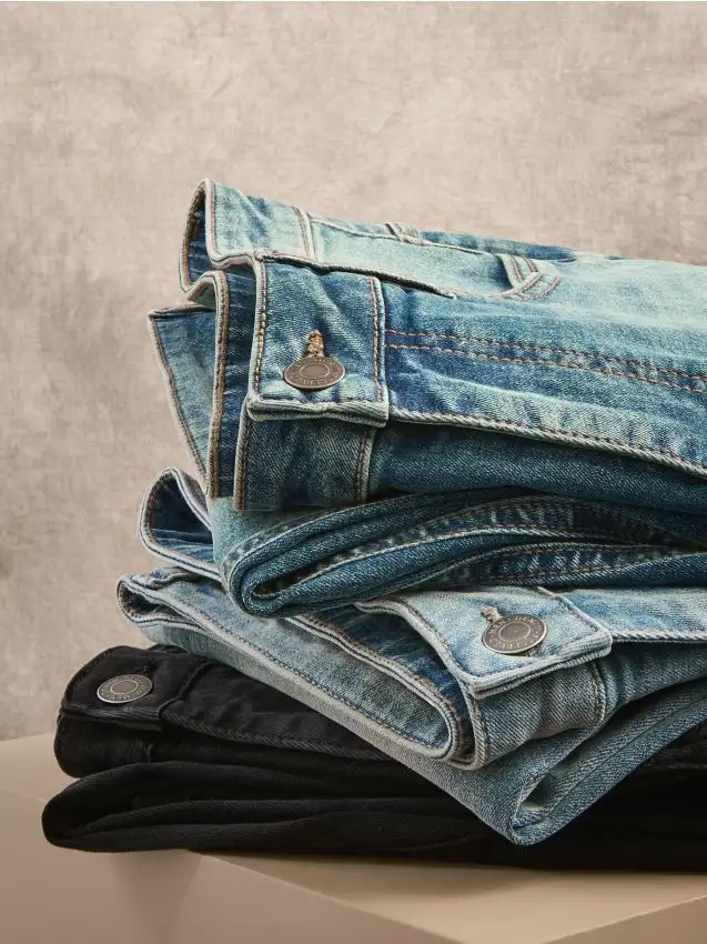 Jeans carrot slim effetto slavato Colore blu