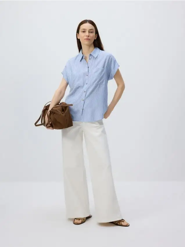 Camicia a maniche corte Colore azzurro