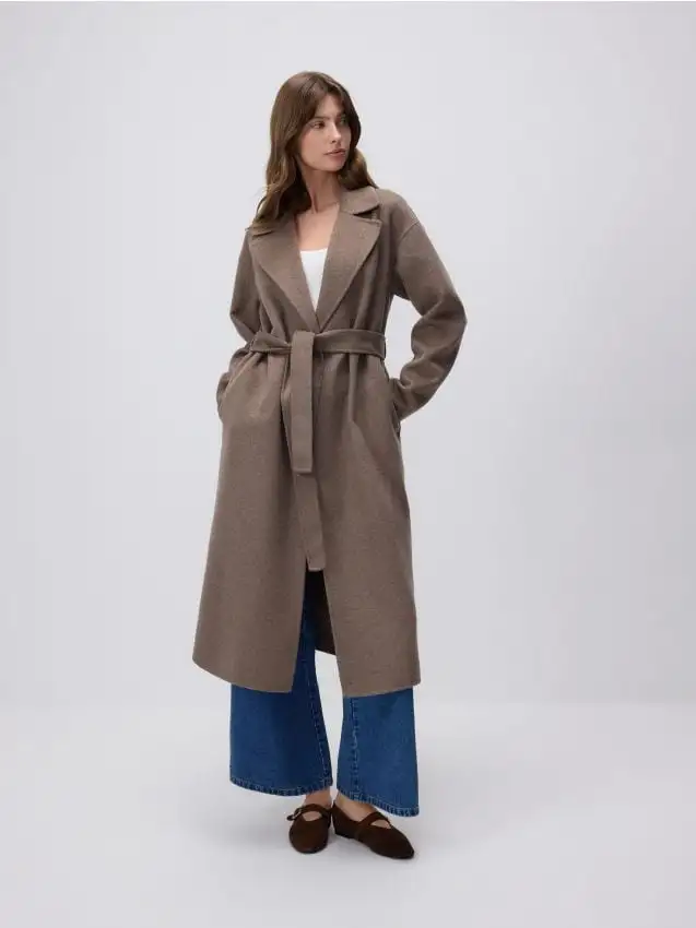 Cappotto realizzato a mano in misto lana Colore caffè