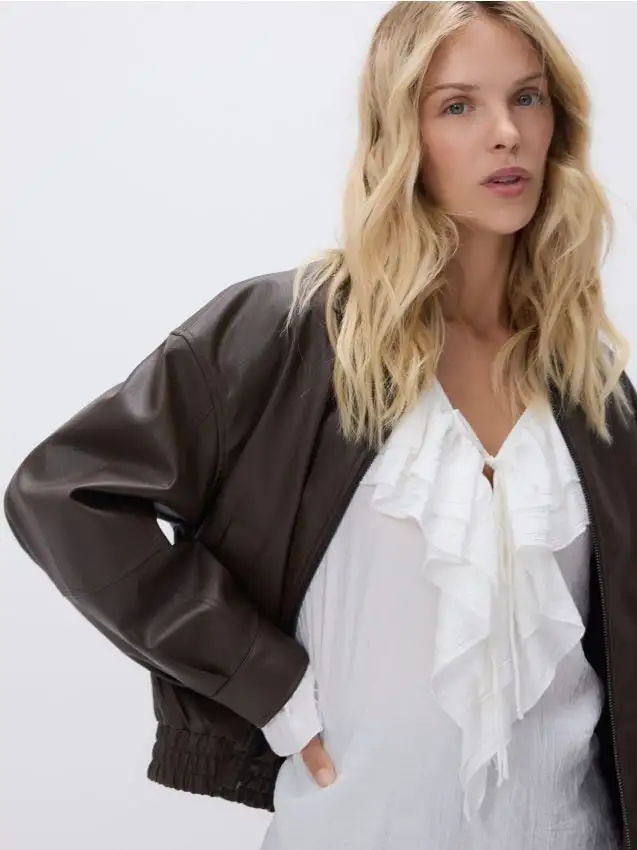 Bomber con colletto Colore marrone scuro