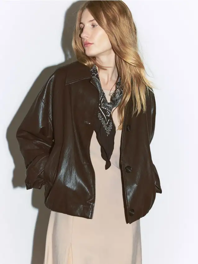 Giacca oversize con colletto Colore marrone scuro