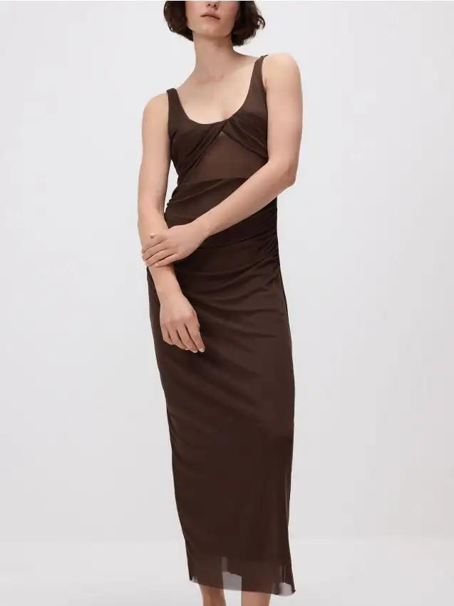 Maxi abito drappeggiato Colore marrone scuro