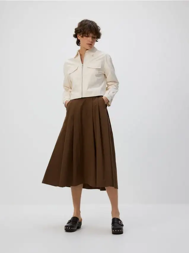 Giacca corta con colletto Colore panna