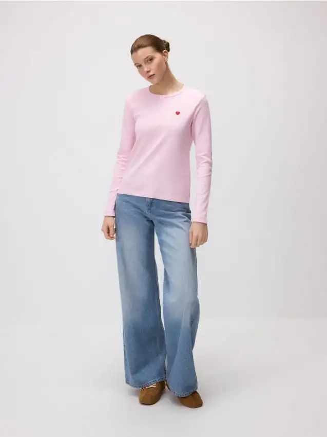 Maglietta a maniche lunghe con ricamo Colore rosa pastello