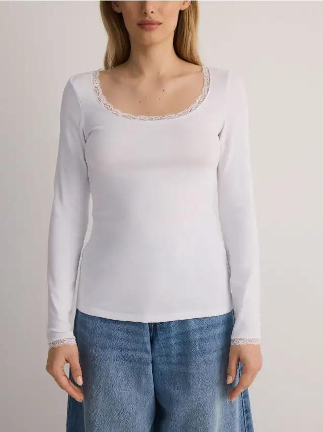 Maglia in cotone con pizzo e manica lunga Colore bianco