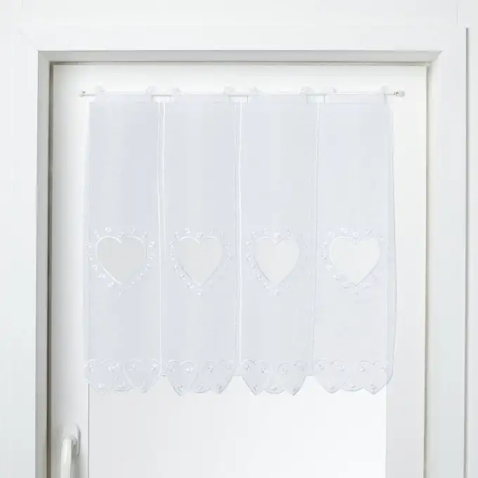 Tendina mantovana cuori