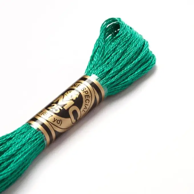 Filato mouliné da ricamo tonalità verdi cod 3850