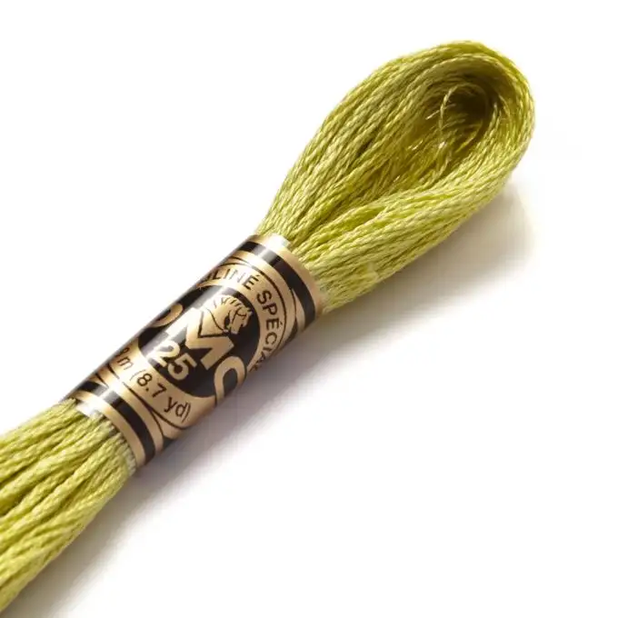 Filato mouliné da ricamo tonalità verdi COL 472