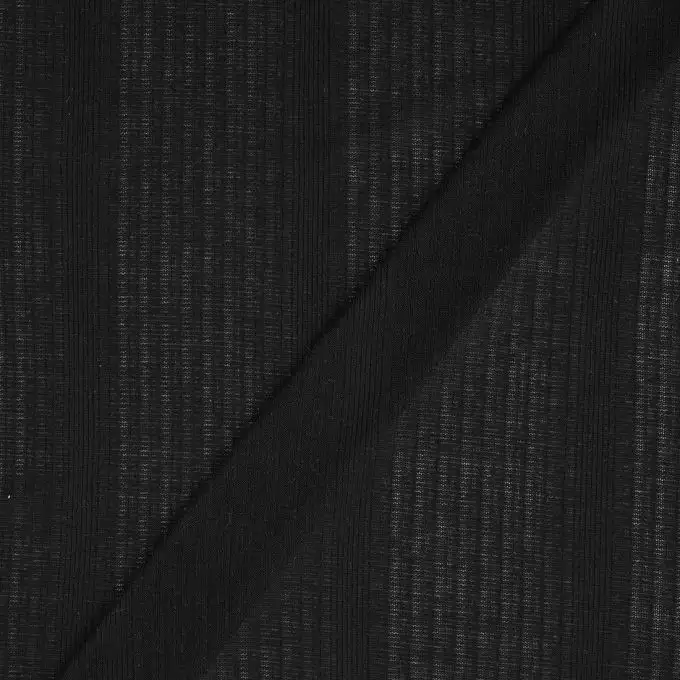 Maglia a coste fine nera