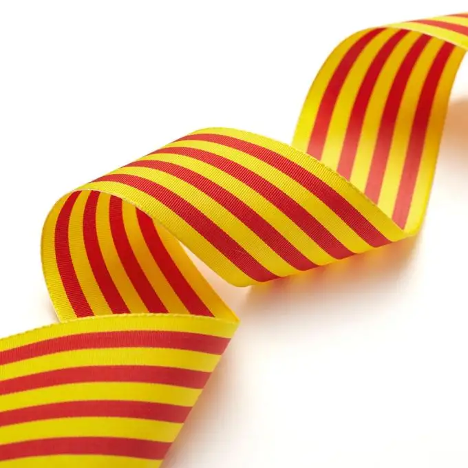 Nastro giallo e rosso a righe