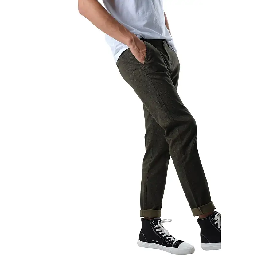 Pantaloni chino Deeluxe Burt
