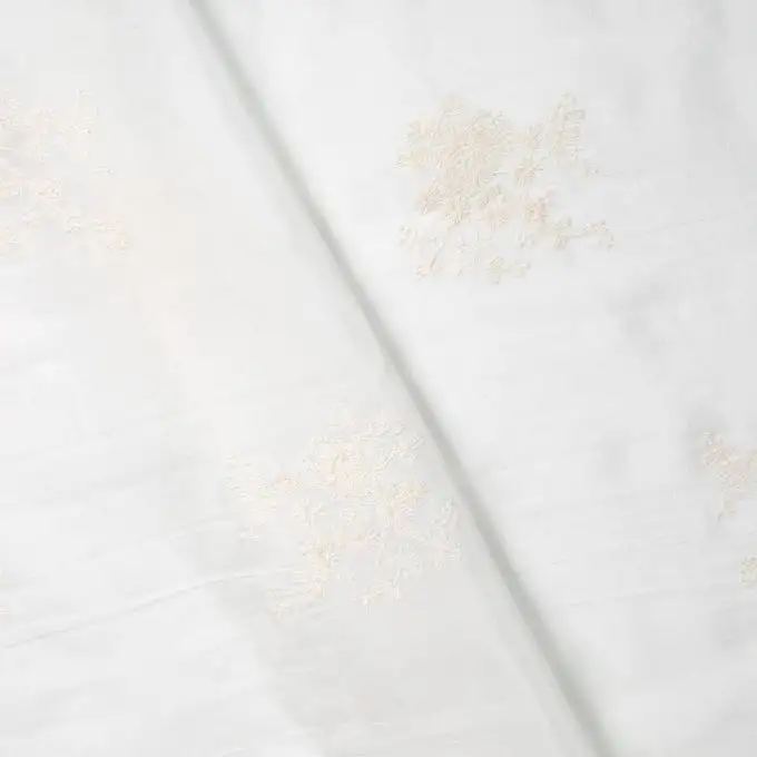 Tessuto voile di seta ricamato fiori ecru