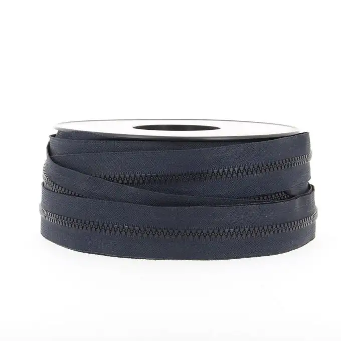 Chiusura lampo al metro blu scuro senza cursore