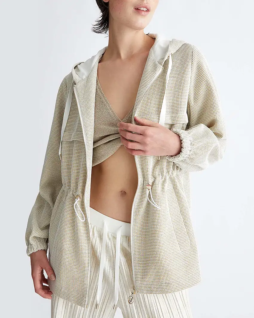 Giubbino color oro in jersey effetto rete con inserti in lurex, cappuccio e doppia coulisse in vita