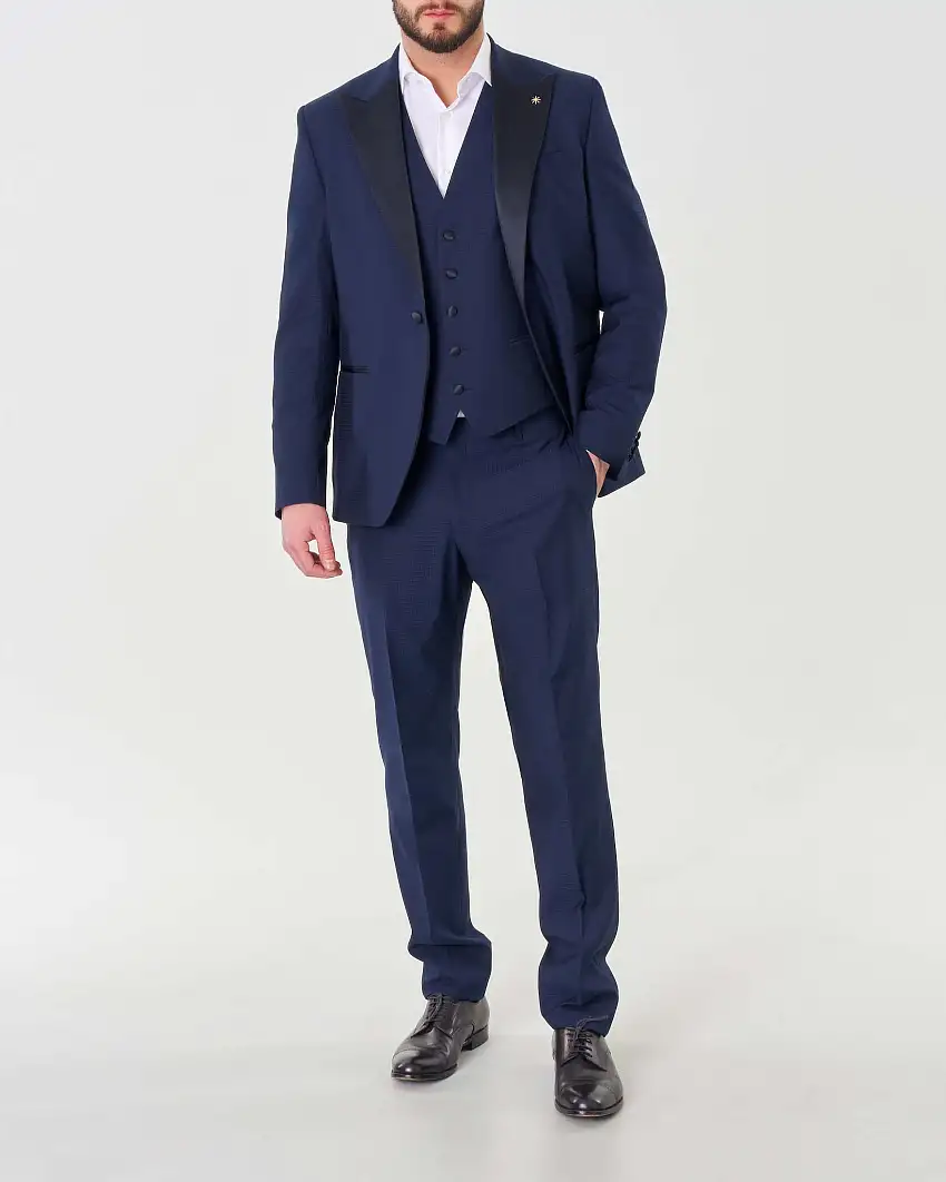 Abito blu in tela di viscosa stretch micro pied de poule con gilet e rever in raso