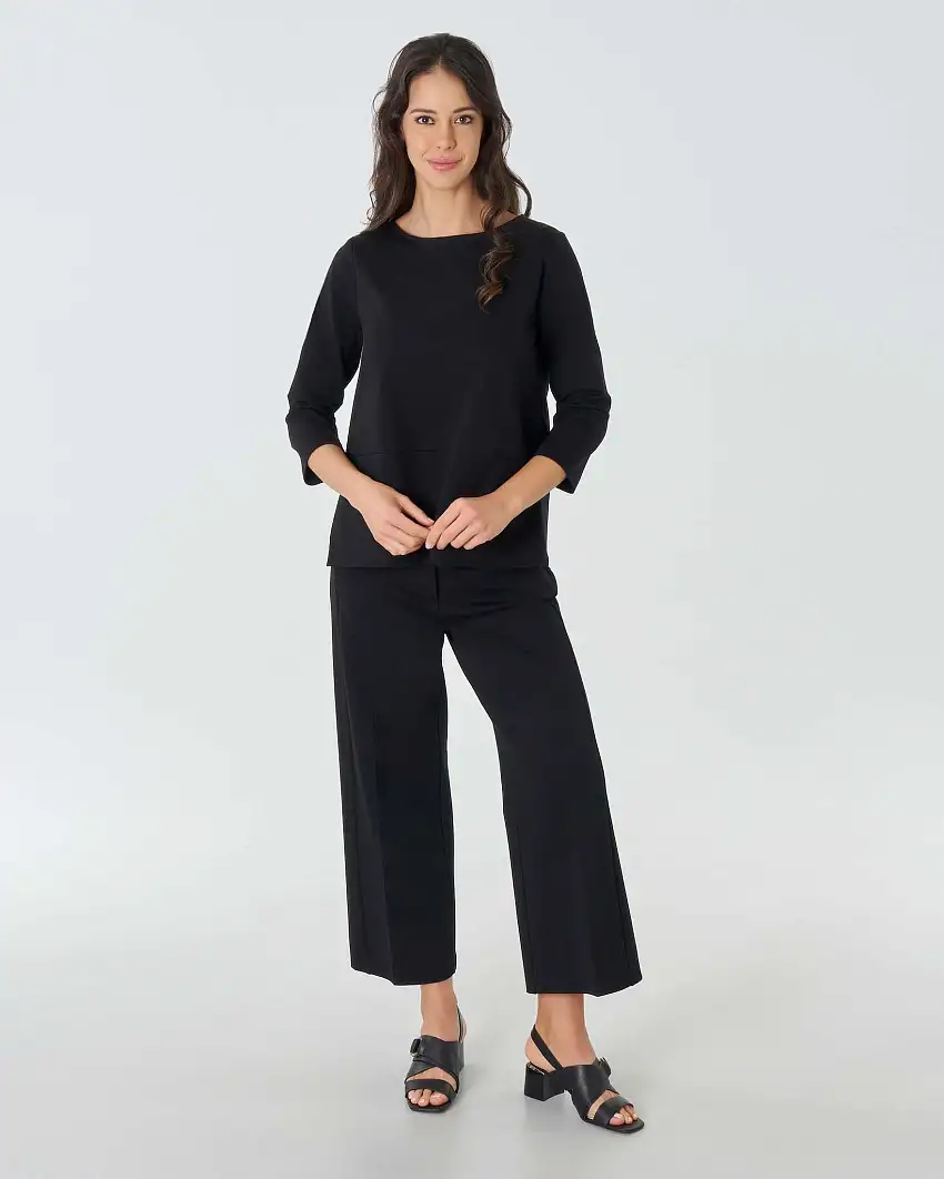 Pantaloni cropped neri in misto viscosa lavorata a punto Milano con elastico in vita