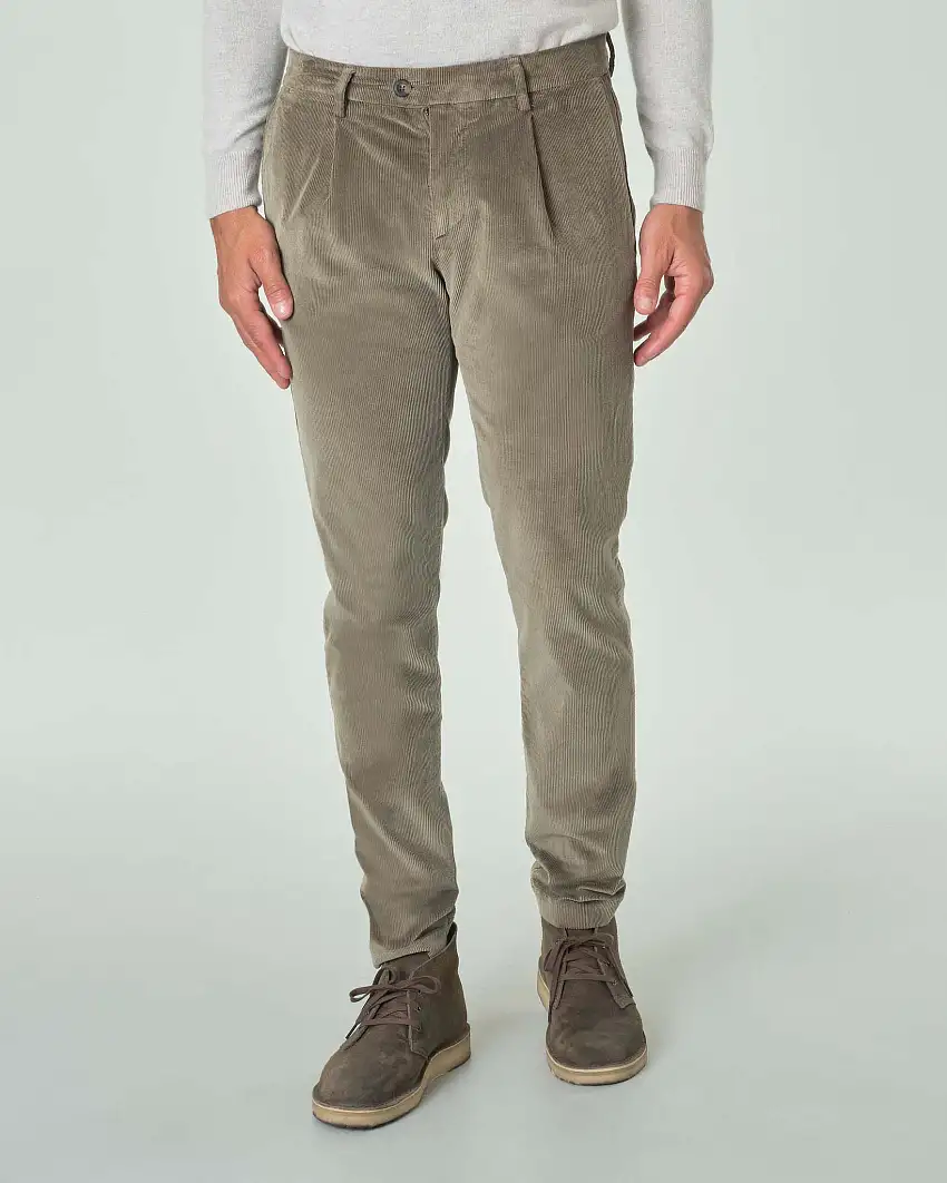 Pantaloni chino fango in velluto di misto cotone e modal stretch