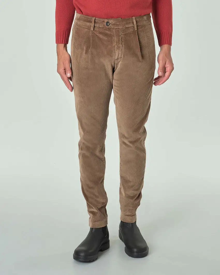 Pantaloni chino marrone in velluto di misto cotone e modal stretch