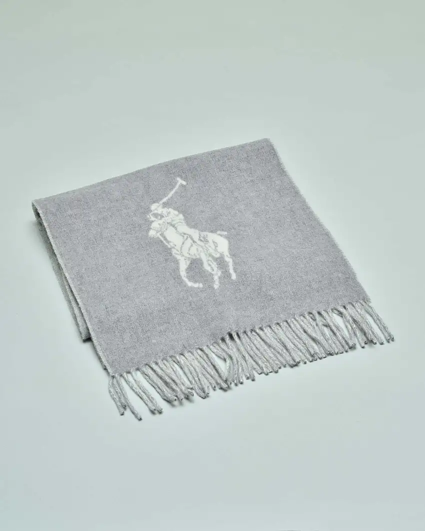 Sciarpa grigia e avorio con frange applicate e maxi logo sul davanti