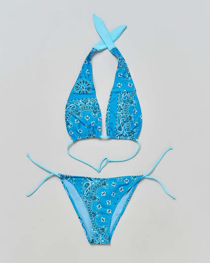 Bikini Aryanna a triangolo con stampa bandana effetto denim azzurro