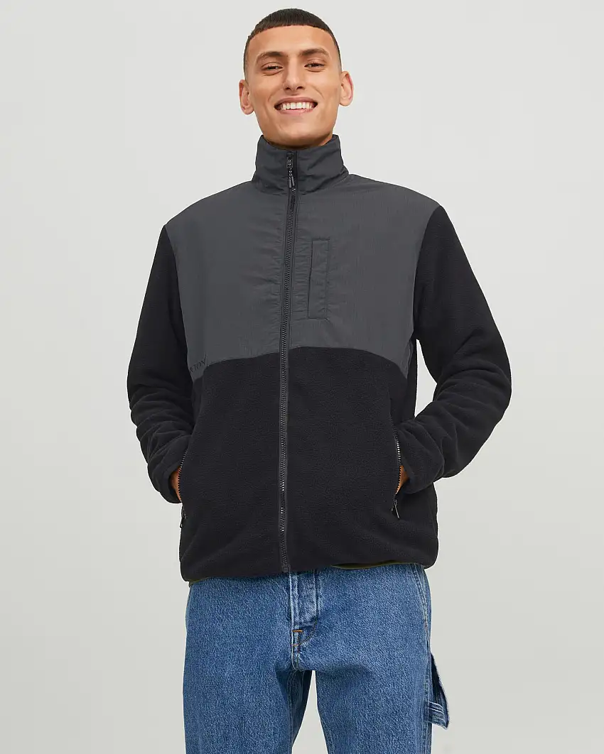 Giubbino in pile nero con inserto in nylon ripstop grigio