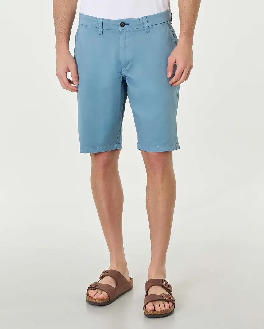 Bermuda chino avio in gabardina di cotone stretch
