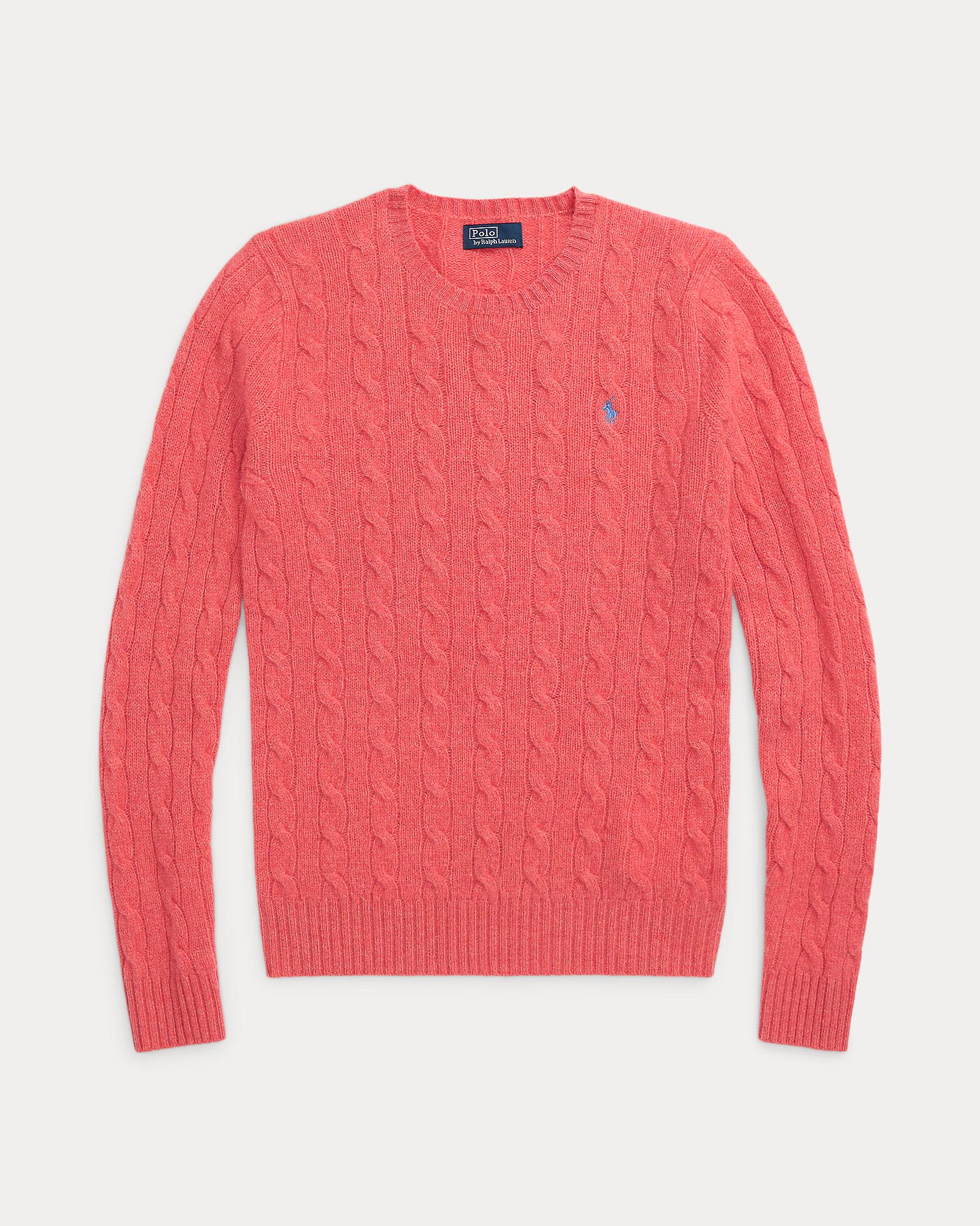 Maglia color corallo girocollo in lana e cashmere a trecce con logo ricamato a contrasto di colore