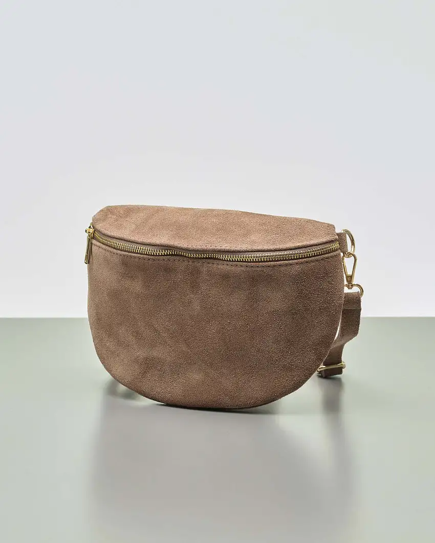 Marsupio in suede color taupe con tracolla abbinata e in tessuto intrecciato a motivo navajo