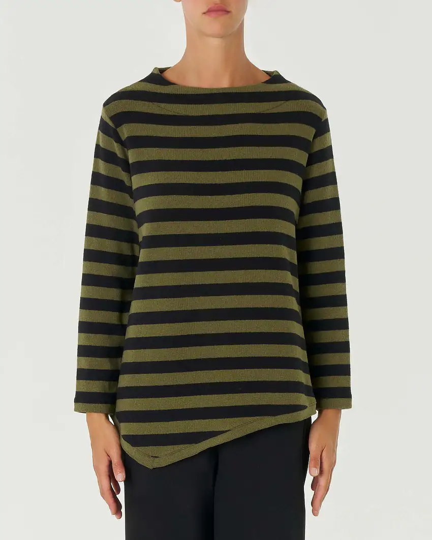 Maglia verde e nera a righe in cotone stretch con collo a cratere e fondo a punte