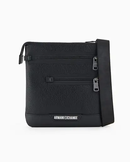 Borsa piatta Armani Exchange nera in similpelle martellata