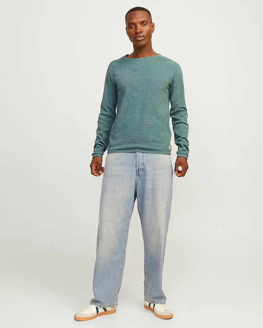 Maglia girocollo color acqua in puro cotone lavorato a punto pepe con maniche raglan