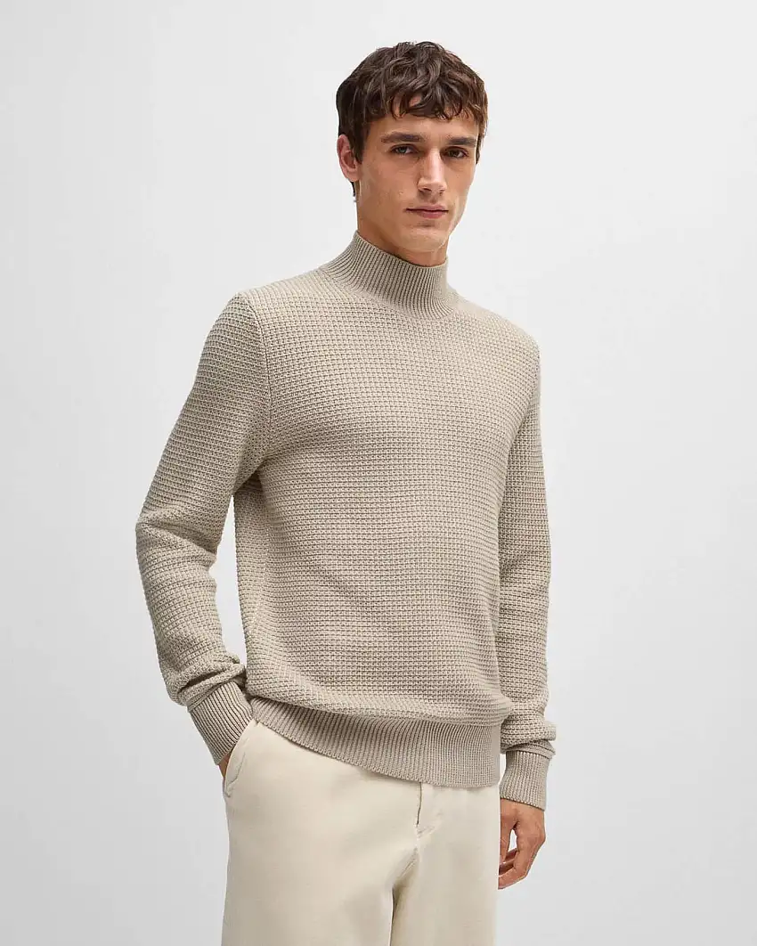 Lupetto color sabbia in misto cotone e lana micro armatura